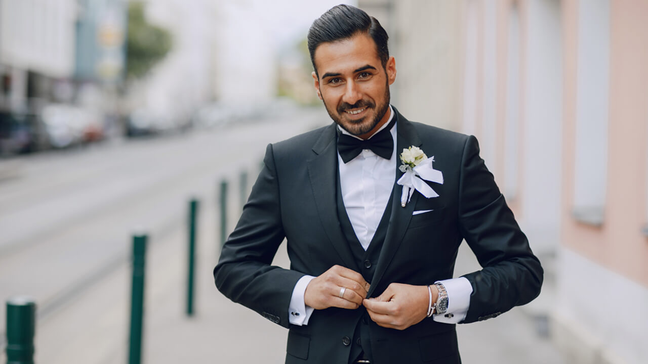 casual wedding outfit for men